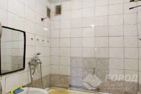 Продам 3-х кімнатну квартиру, Центральный рынок, Южный вокзал метро, Код: 813579/1