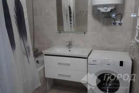 Продам 3-х кімнатну квартиру в новобудові, Новые дома, Маршала Жукова метро (Дворец спорта), Код: 813581/1