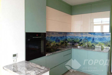 Продам 2-х кімнатну квартиру, Центр, Код: 813617/1