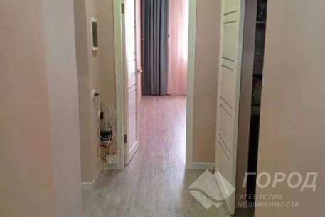 Продам 2-х кімнатну квартиру, Центр, Код: 813617/1