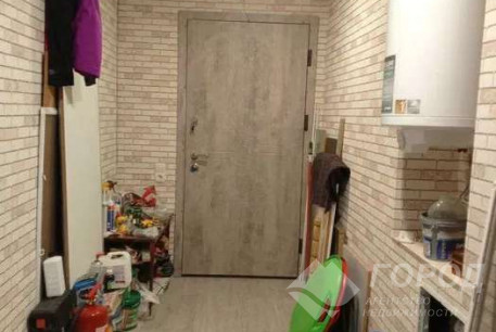 Продам 2-х кімнатну квартиру, Центр, Код: 813617/1