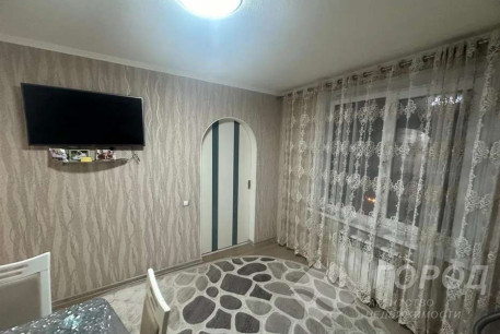 Продам 3-х кімнатну квартиру, Алексеевка, Код: 813619/1