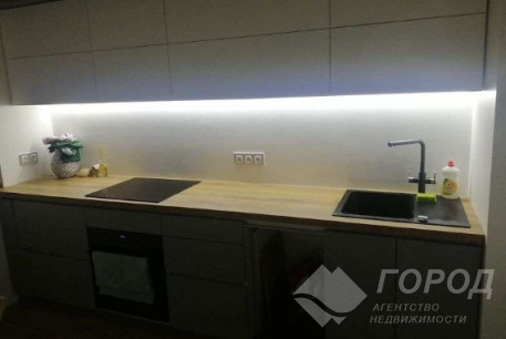 Продам 3-х кімнатну квартиру в новобудові, ХТЗ, ХТЗ метро, Код: 813636/1