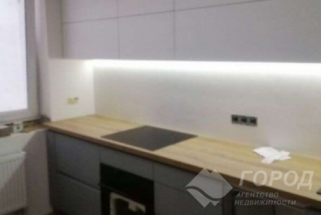 Продам 3-х кімнатну квартиру в новобудові, ХТЗ, ХТЗ метро, Код: 813636/1