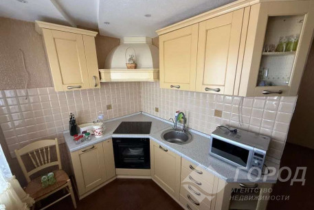 Продам 2-х кімнатну квартиру, ХТЗ, Код: 813658/1