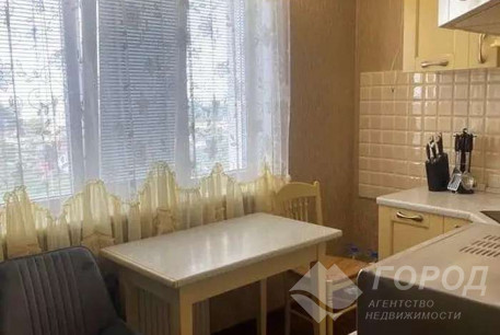 Продам 2-х кімнатну квартиру, ХТЗ, Код: 813658/1