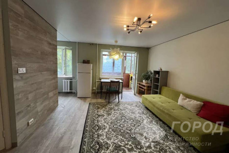 Продам 3-х кімнатну малогабаритку, Павлово поле, Код: 813715/1