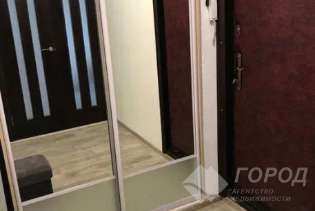 Сдам 1-кімнатну малогабаритку, Новые дома, Маршала Жукова метро (Дворец спорта), Код: 813720/1