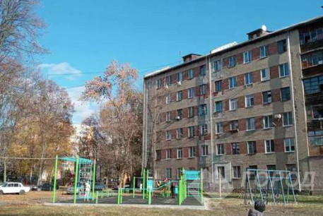 Сдам гостинку, ХТЗ, ХТЗ метро, Код: 813758/3