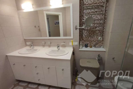 Продам 2-х кімнатну квартиру в новобудові, Сосновая Горка, Павловка, Код: 813760/1