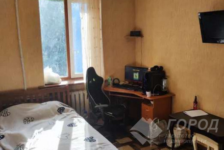 Продам 2-х кімнатну квартиру, ХТЗ, ХТЗ метро, Код: 813762/1