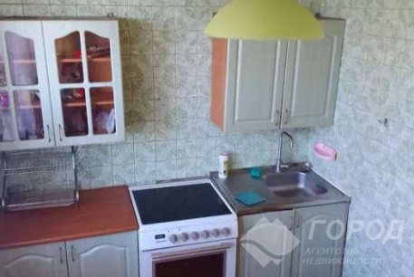 Сдам квартиру, Новые дома, Армейская метро (Советской Армии), Код: 813783/1