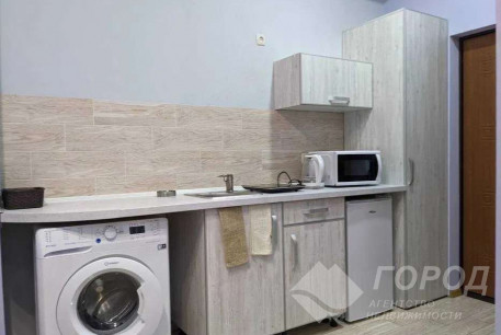 Продам 1-кімнатну квартиру в новобудові, Центр, Код: 813834/1