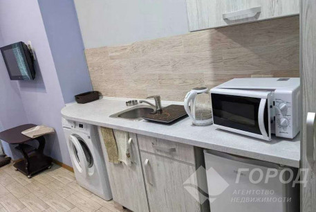 Продам 1-кімнатну квартиру в новобудові, Центр, Код: 813834/1