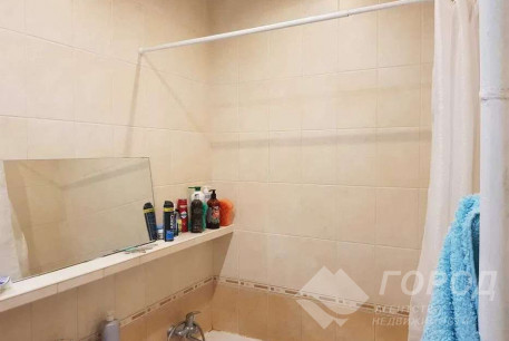 Продам 2-х кімнатну квартиру, ХТЗ, Пролетарская метро (Индустриальная), Код: 813856/1