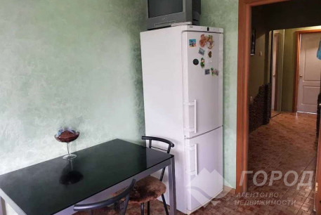 Продам 2-х кімнатну квартиру, ХТЗ, Пролетарская метро (Индустриальная), Код: 813856/1