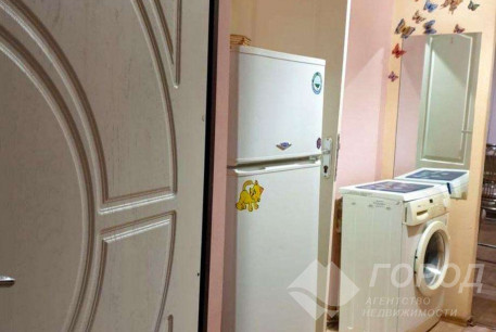 Продам 1-кімнатну квартиру, Новые дома, Маршала Жукова метро (Дворец спорта), Код: 813860/1