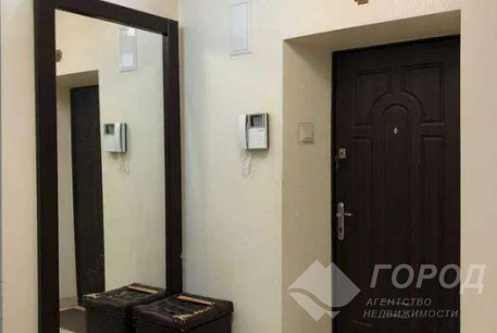 Продам 3-х кімнатну квартиру, ХТЗ, ХТЗ метро, Код: 813912/1