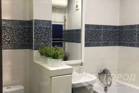 Продам 3-х кімнатну квартиру, ХТЗ, ХТЗ метро, Код: 813912/1