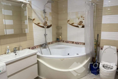 Сдам 2-х кімнатну квартиру, Рогань, Роганский ж/м, Код: 813935/1