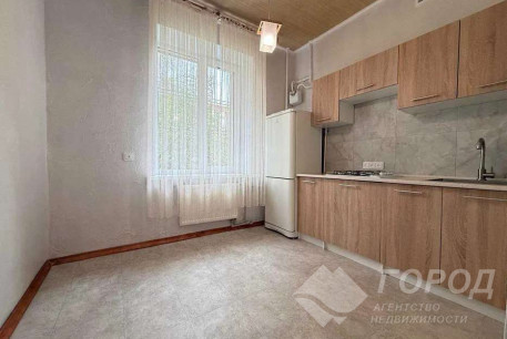 Продам 2-х кімнатну квартиру, Одесская, Код: 813950/1