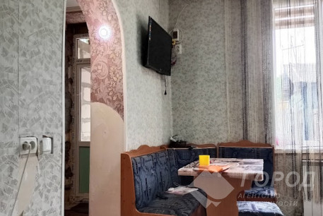 Продам 2-х кімнатну квартиру, Харьковский р-н, Травневое (Харьковский район), Код: 813960/1