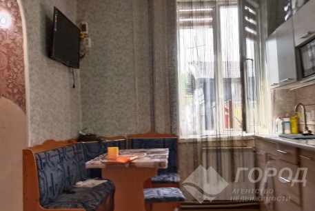 Продам 2-х кімнатну квартиру, Харьковский р-н, Травневое (Харьковский район), Код: 813960/1