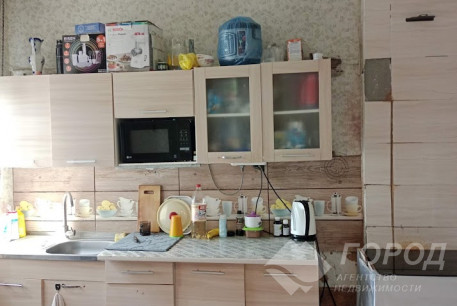 Продам 2-х кімнатну квартиру, Харьковский р-н, Травневое (Харьковский район), Код: 813960/1