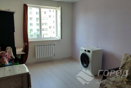 Продам квартиру, ХТЗ, Пролетарская метро (Индустриальная), Код: 813961/1