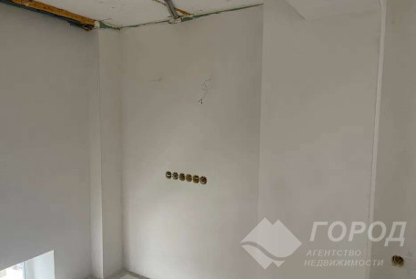 Продам 4-х кімнатну квартиру в новобудові, Салтовский, Завод им. Малышева метро, Код: 813974/1