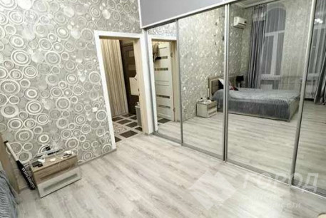 Сдам 3-х кімнатну квартиру, Центральный рынок, Центральный Рынок метро, Код: 813994/1