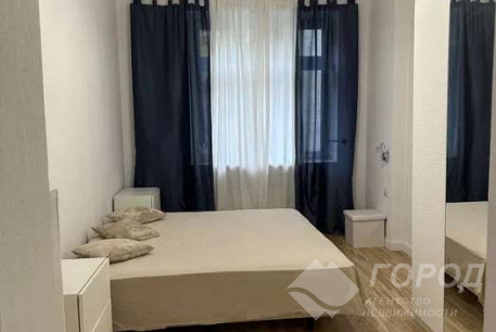 Продам 5-и кімнатну квартиру, Центр, Пушкинская метро, Код: 813997/1