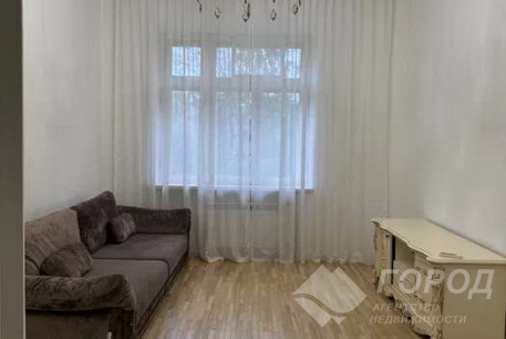 Продам 5-и кімнатну квартиру, Центр, Пушкинская метро, Код: 813997/1