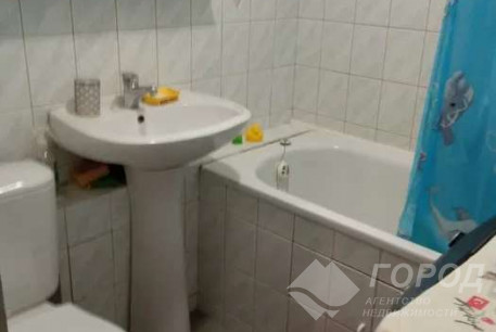 Продам 2-х кімнатну квартиру, Одесская, Код: 814009/1