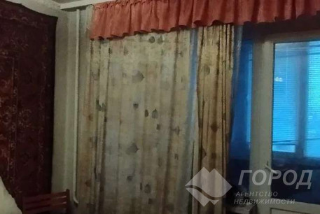 Продам 3-х кімнатну квартиру, Сосновая Горка, Научная метро, Код: 814023/1