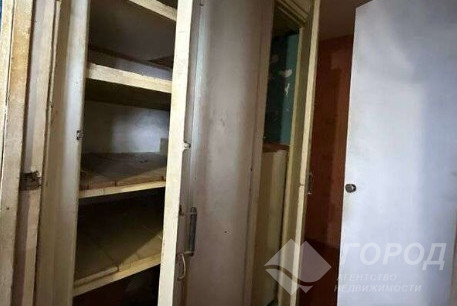 Продам 3-х кімнатну квартиру, Основа, Код: 814065/1