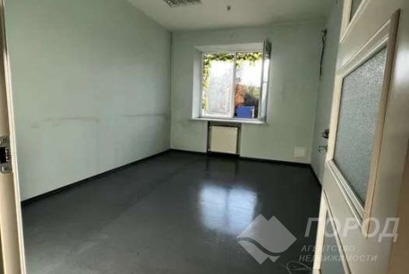 Продам 5-и кімнатну квартиру, Сосновая Горка, Научная метро, Код: 814081/1