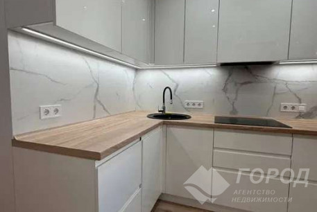 Продам 2-х кімнатну квартиру в новобудові, ХТЗ, ХТЗ метро, Код: 814083/1