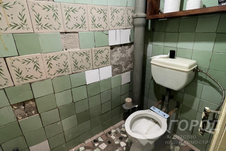 Продам 4-х кімнатну квартиру, ХТЗ, Восточный (ХТЗ), Код: 814085/1