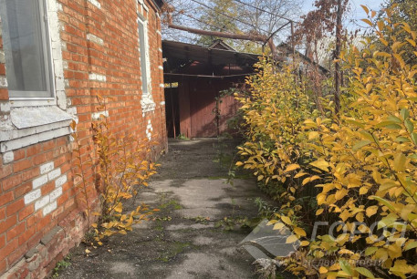 Продам 4-х кімнатну квартиру, ХТЗ, Восточный (ХТЗ), Код: 814085/1