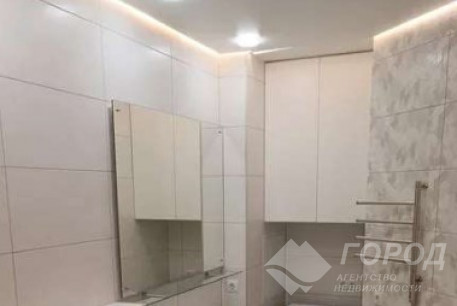 Продам 3-х кімнатну квартиру, Новые дома, Маршала Жукова метро (Дворец спорта), Код: 814100/1