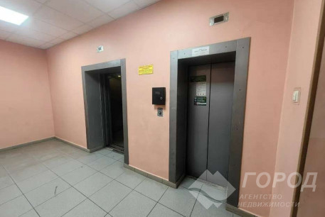 Продам 3-х кімнатну квартиру, Гагарина проспект, Метростроителей метро, Код: 814117/1