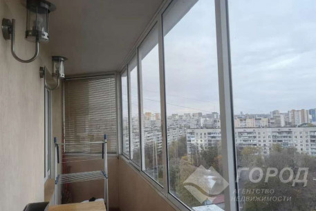 Продам 3-х кімнатну квартиру, Гагарина проспект, Метростроителей метро, Код: 814117/1