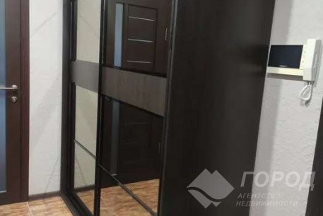 Продам 2-х кімнатну квартиру, Сосновая Горка, Научная метро, Код: 814193/1