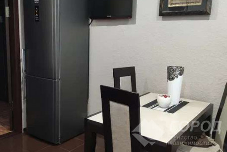 Продам 2-х кімнатну квартиру, Сосновая Горка, Научная метро, Код: 814193/1