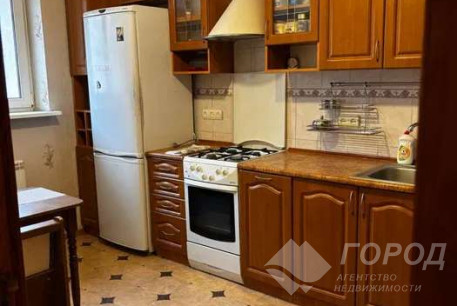 Сдам 3-х кімнатну квартиру, Гагарина проспект, Защитников Украины метро (Площадь Восстания), Код: 814210/1