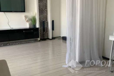 Продам 2-х кімнатну квартиру, Новые дома, Коммунальный рынок, Код: 814221/1