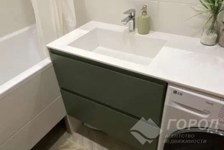 Продам 2-х кімнатну квартиру, Центральный рынок, Центральный Рынок метро, Код: 814244/1