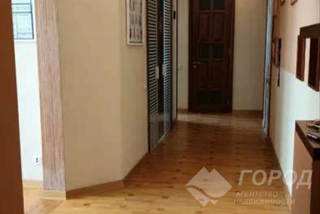 Сдам 4-х кімнатну квартиру, Центр, Университет метро, Код: 814259/1