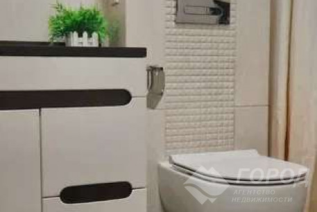 Продам 4-х кімнатну квартиру, Журавлевка, Код: 814269/1